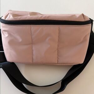 Pre-Owned Like New Calpak Dusty Rose Crossbody Organizer Pouch